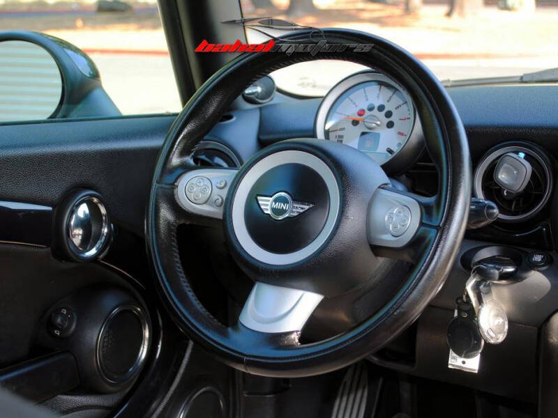 2010 MINI Cooper John Cooper Works