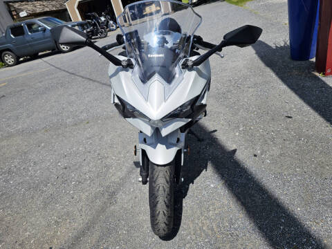 2025 Kawasaki Ninja 500r