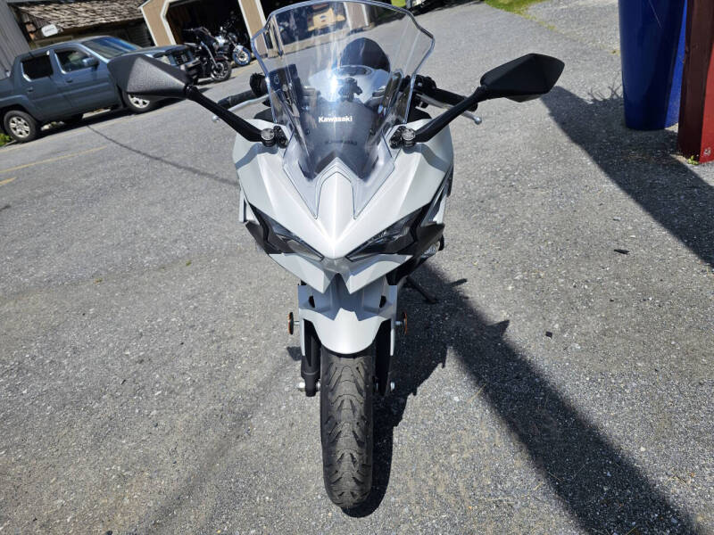2025 Kawasaki Ninja 500r