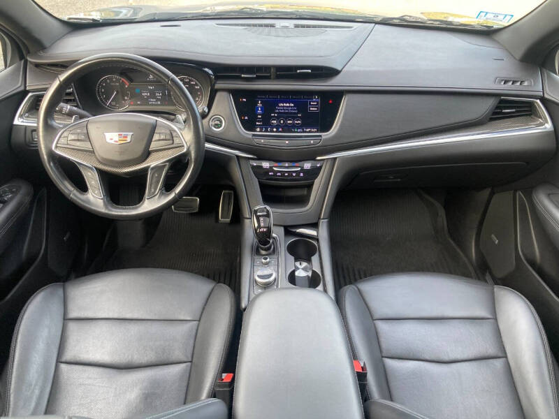 2020 Cadillac XT5 Sport