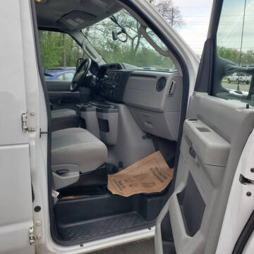 2014 Ford E-Series E-150