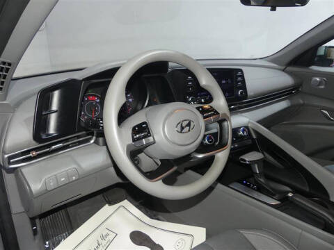 2022 Hyundai Elantra