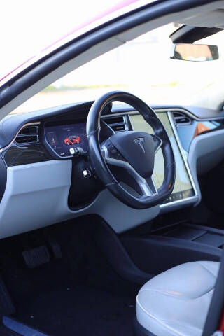 2014 Tesla Model S 85