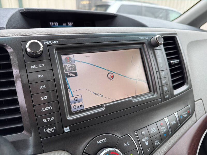 2012 Toyota Sienna Limited 7-Passenger