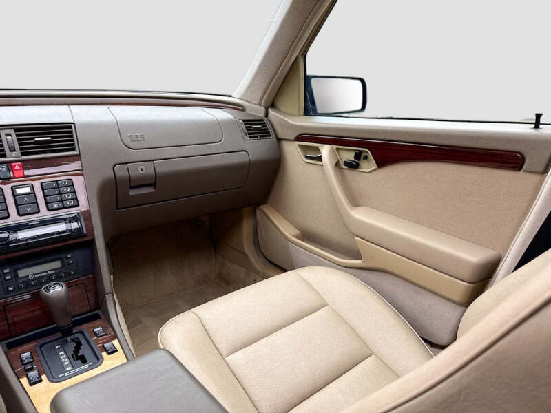 1995 Mercedes-Benz C-Class C 280