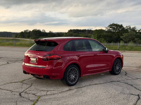 2013 Porsche Cayenne GTS