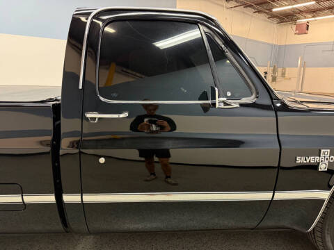 1987 Chevrolet R/V 10 Series