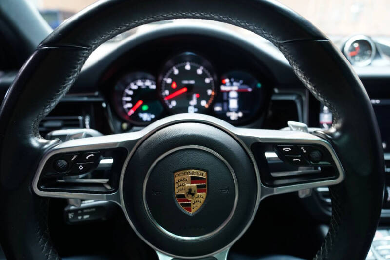 2019 Porsche Macan S