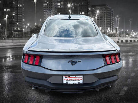 2024 Ford Mustang EcoBoost Premium