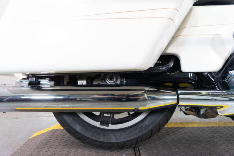 2015 Harley-Davidson Street Glide Special