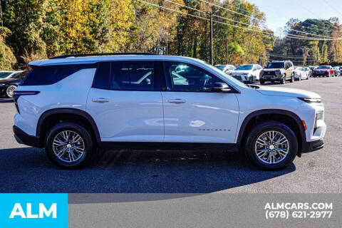 2024 Chevrolet Traverse LT