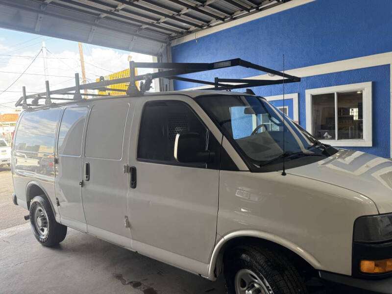 2018 Chevrolet Express 2500