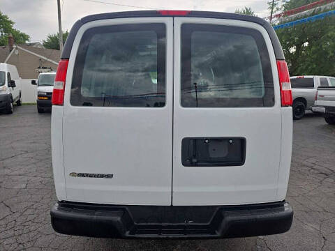 2021 Chevrolet Express 2500