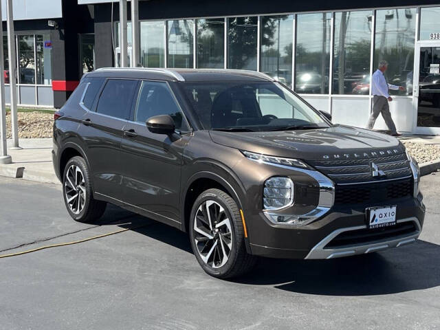 2024 Mitsubishi Outlander for sale at Axio Auto Boise in Boise, ID