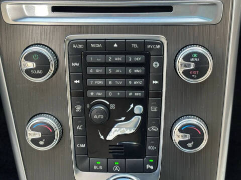 2016 Volvo XC60 T6 Drive-E