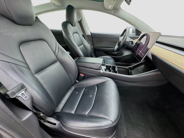 2019 Tesla Model 3 Standard Range Plus