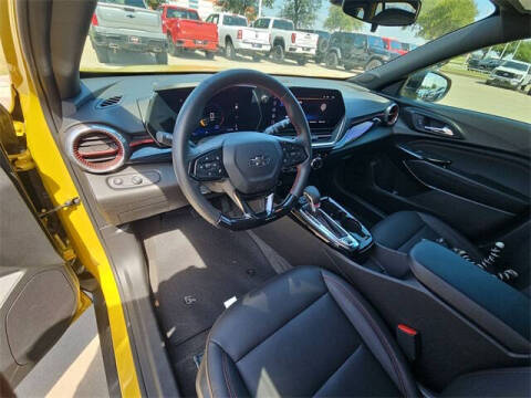 2025 Chevrolet Trax RS