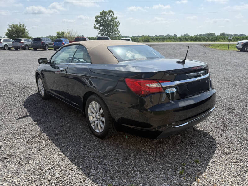 2013 Chrysler 200 Touring