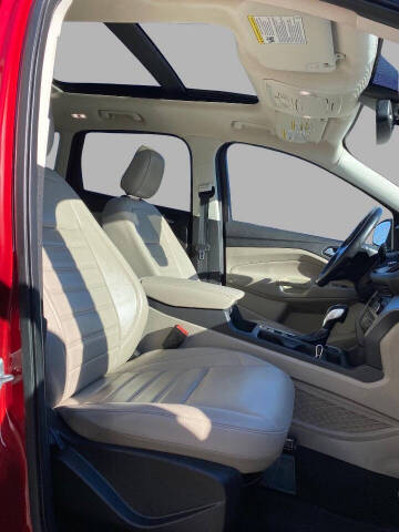 2019 Ford Escape SEL