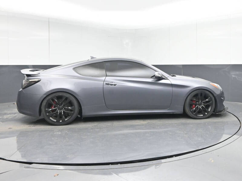 2016 Hyundai Genesis Coupe