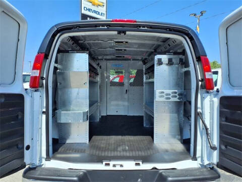 2025 Chevrolet Express 3500