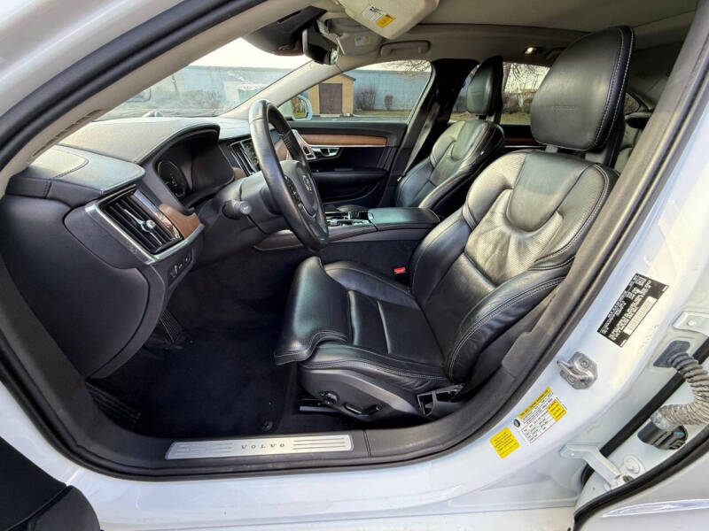 2018 Volvo S90 T8 Inscription