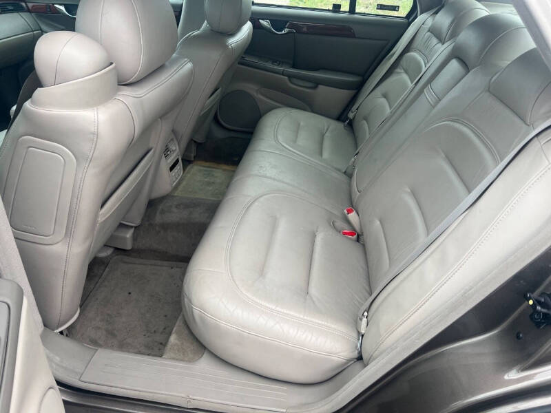 2002 Cadillac DeVille