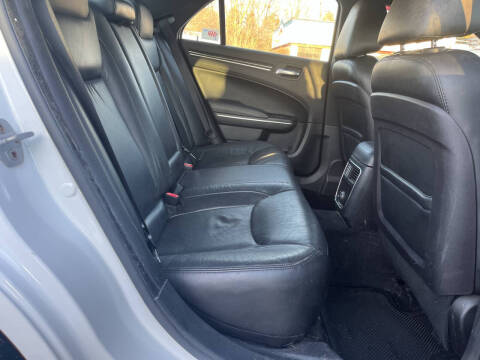 2011 Chrysler 300 Limited