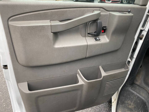 2018 Chevrolet Express LS 3500