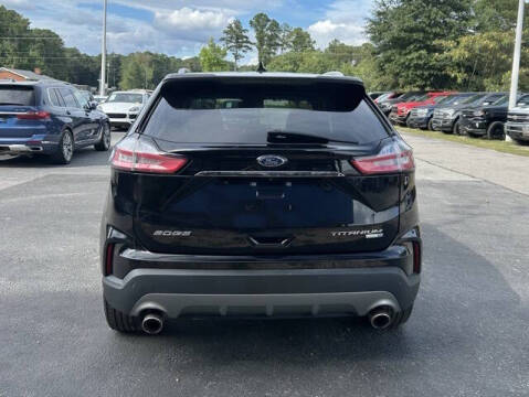 2020 Ford Edge Titanium