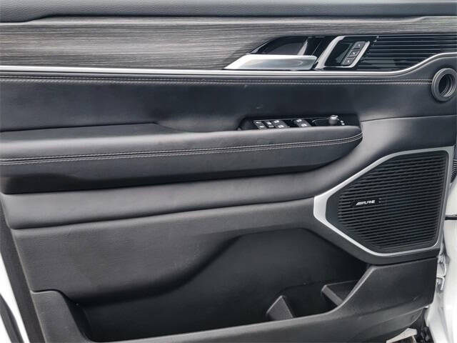 2023 Jeep Wagoneer Series III