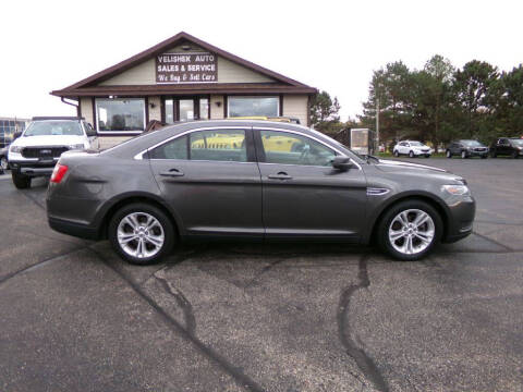 2016 Ford Taurus SE