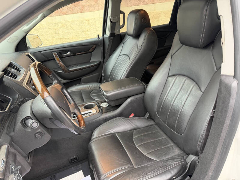 2013 GMC Acadia Denali