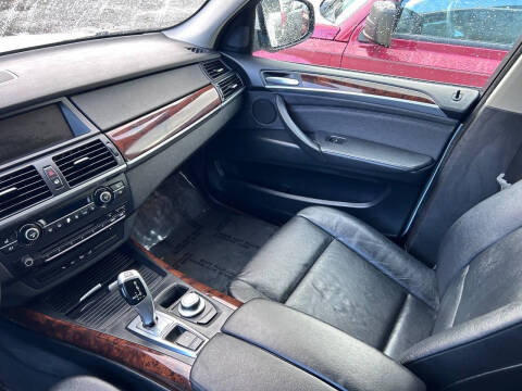 2009 BMW X5 xDrive30i