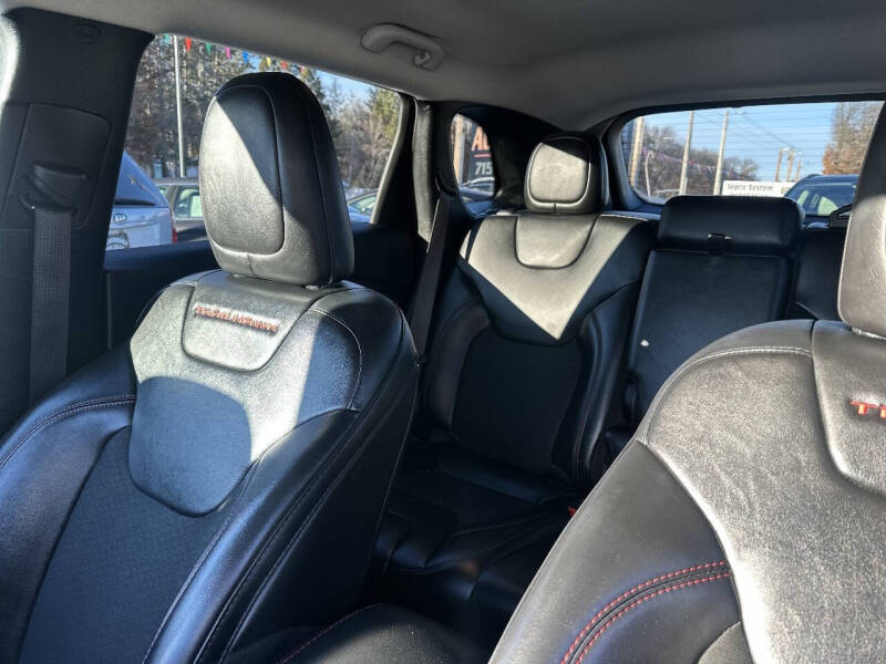 2020 Jeep Cherokee Trailhawk