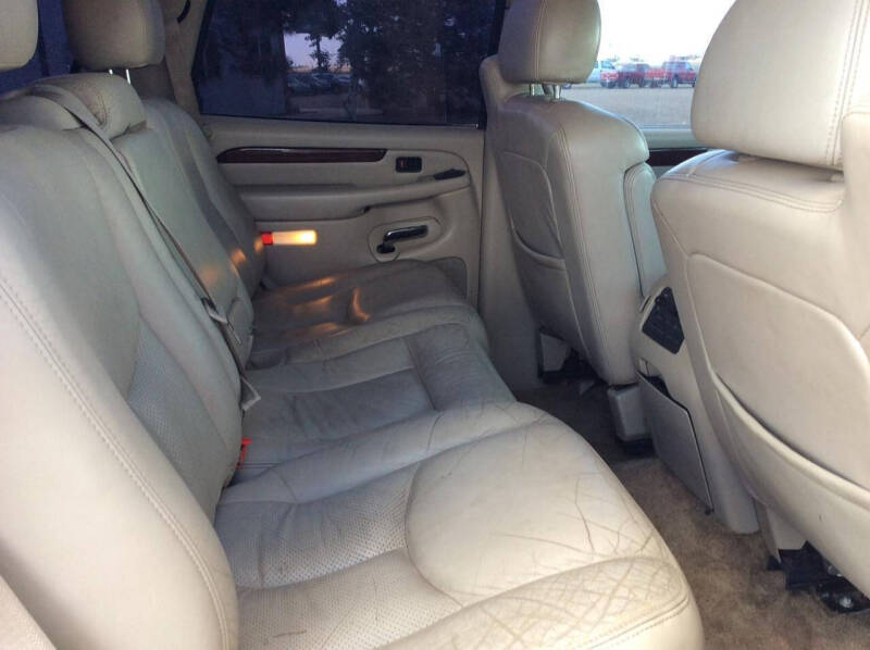 2003 Cadillac Escalade