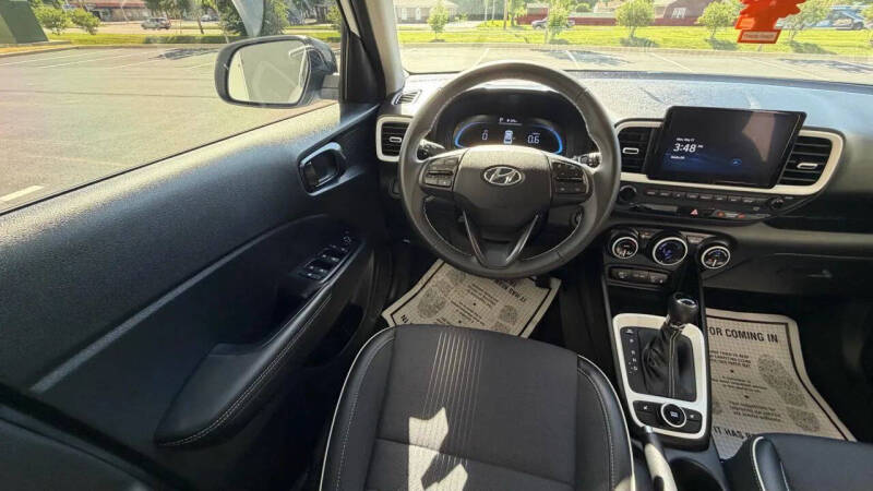 2025 Hyundai Venue Limited