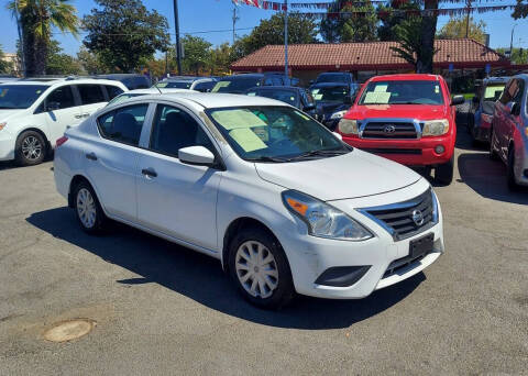 2017 Nissan Versa