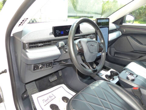 2023 Ford Mustang Mach-E Select