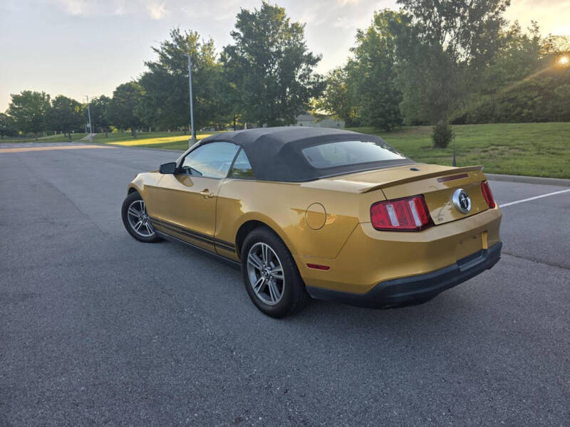 2010 Ford Mustang V6
