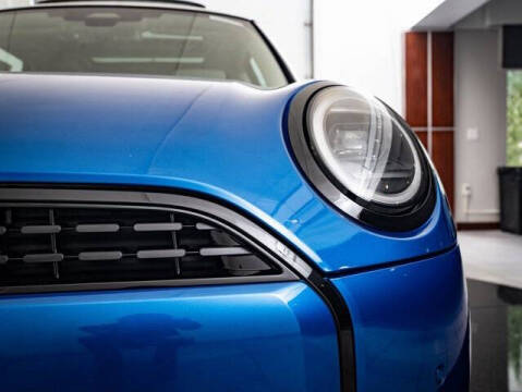 2025 MINI Hardtop 2 Door