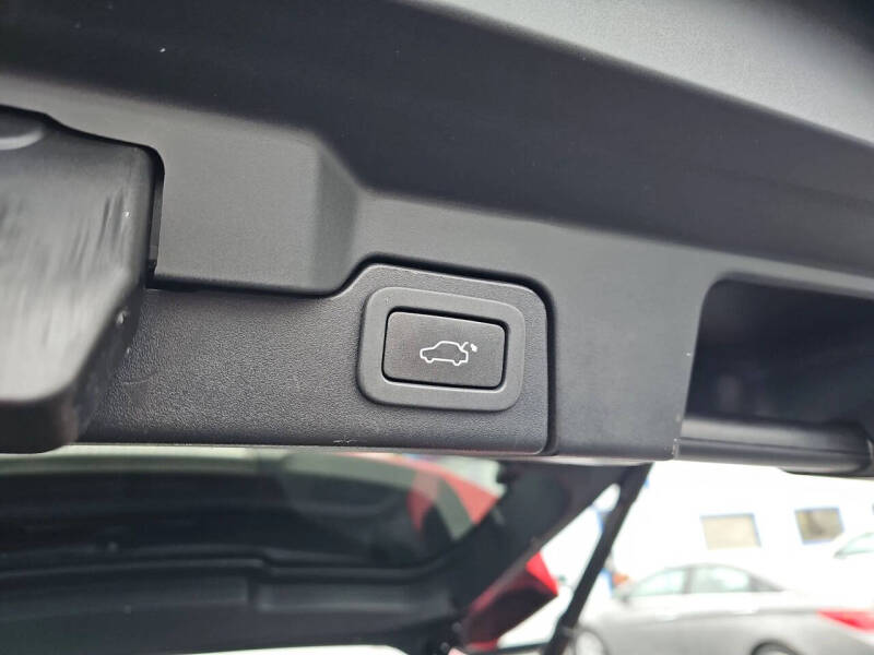 2013 Land Rover Range Rover Evoque Pure Plus