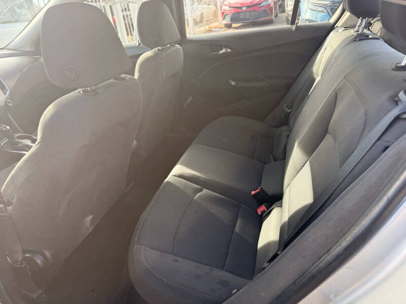 2018 Chevrolet Cruze LS Auto