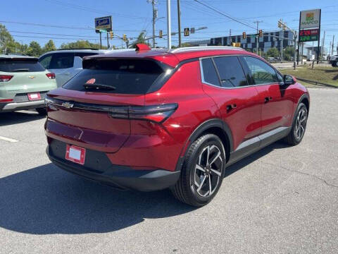 2026 Chevrolet Equinox EV LT 2