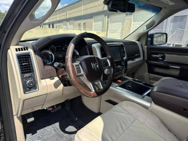 2014 RAM 1500 Laramie