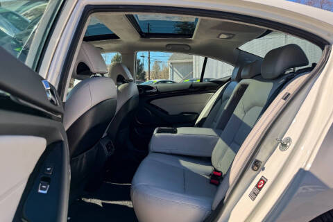 2014 Kia Cadenza Limited