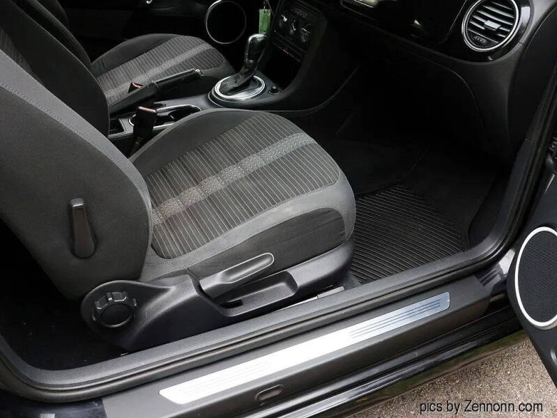 2012 Volkswagen Beetle