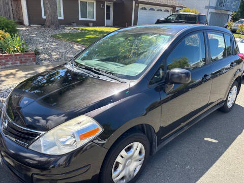 2011 Nissan Versa 1.8 S