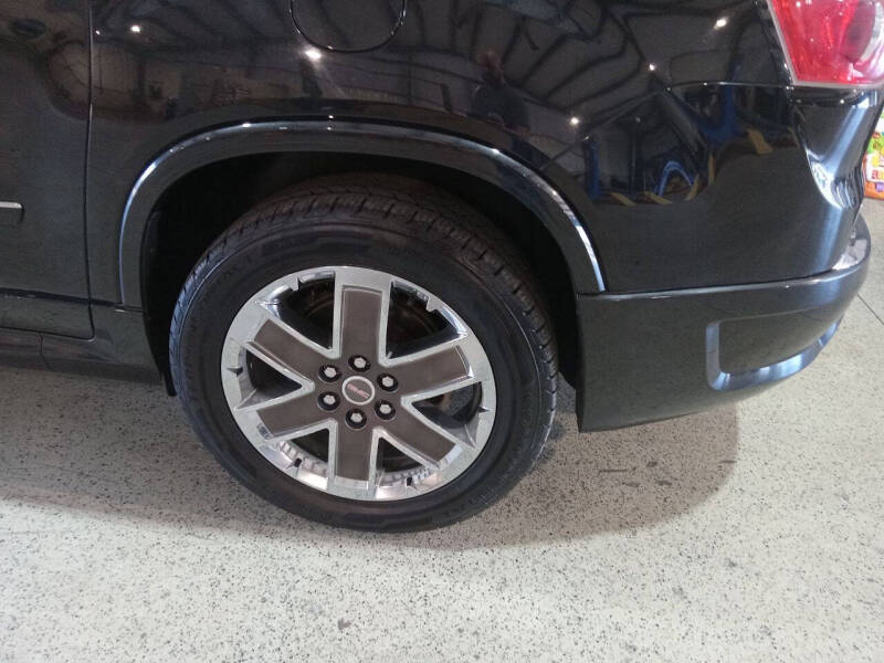 2011 GMC Acadia Denali