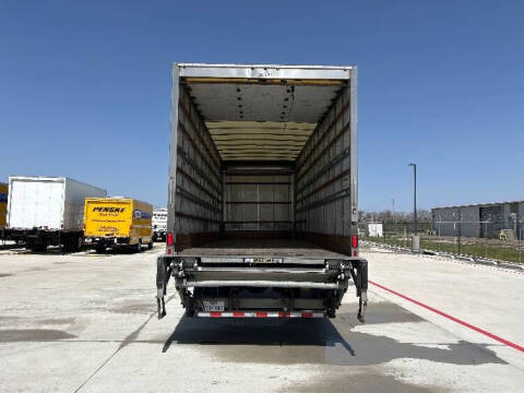 2020 Freightliner M2 106